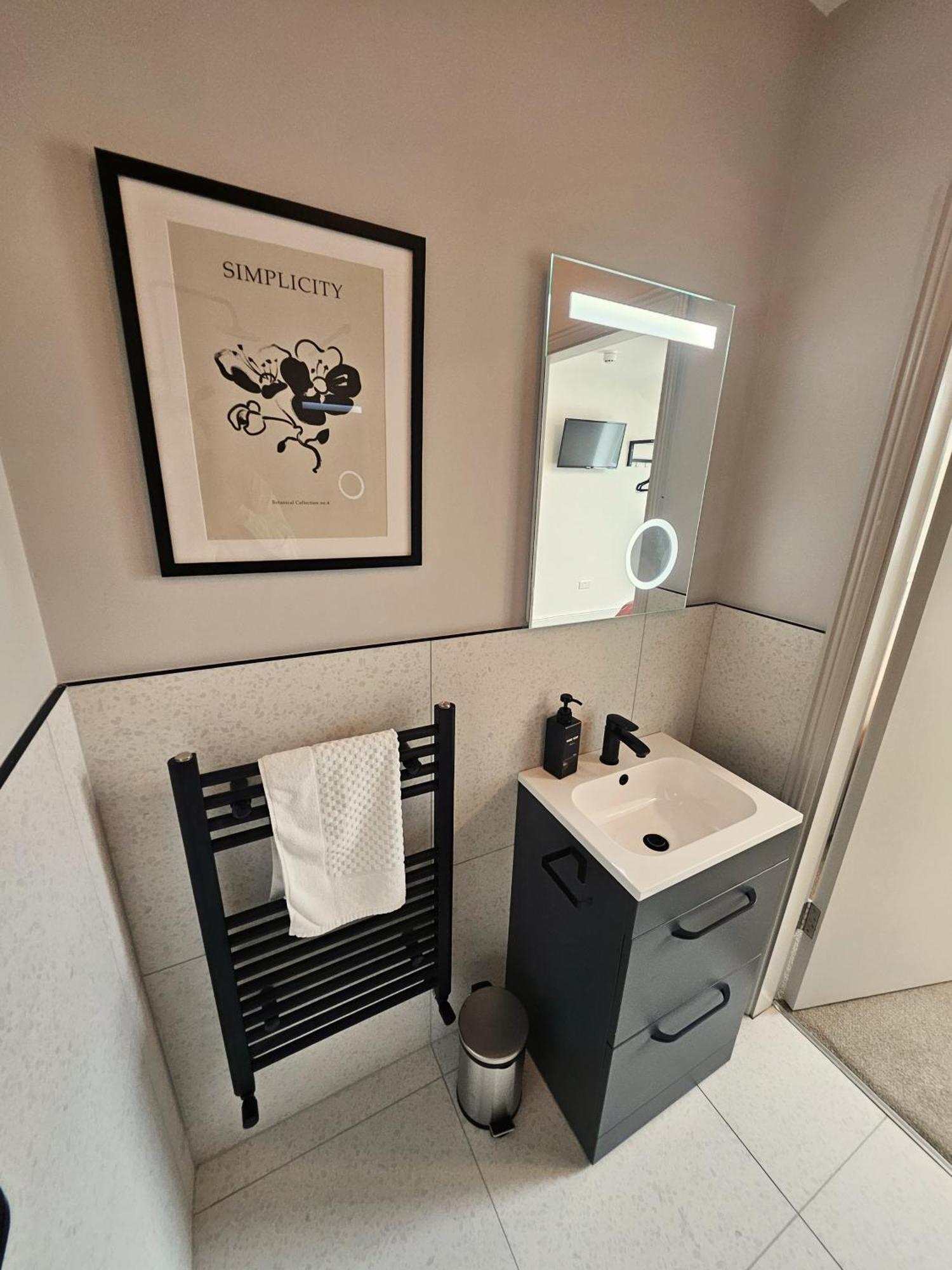 Tatlers Guest House Роскоммон Экстерьер фото